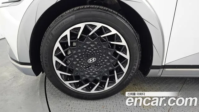 Hyundai Ioniq5 — Фото автомобиля 5