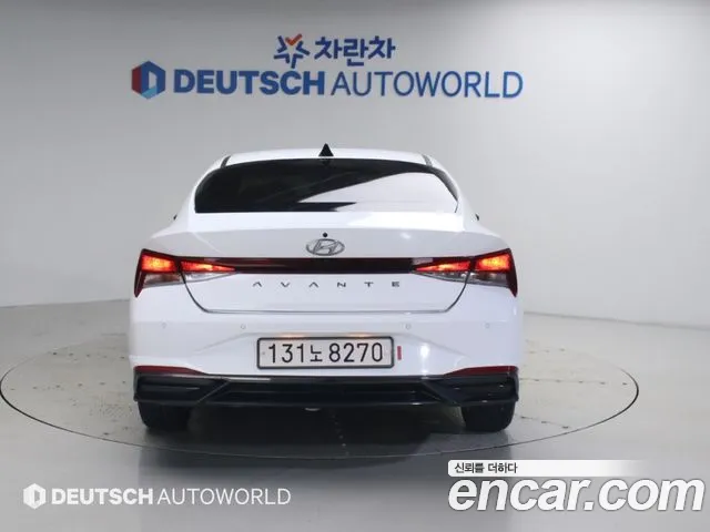 Hyundai Avante CN7 — Фото автомобиля 4