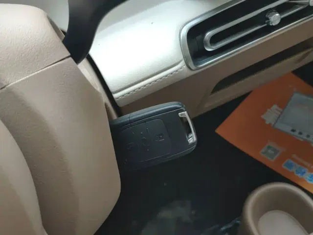 Wuling Hongguang Mini EV — Фото автомобиля 8
