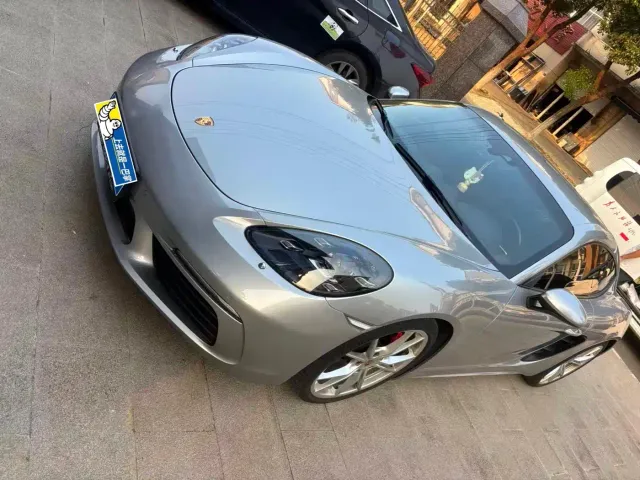 Porsche 718 — Фото автомобиля 2