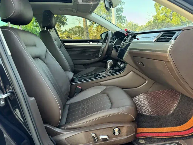 Volkswagen Phideon — Фото автомобиля 7