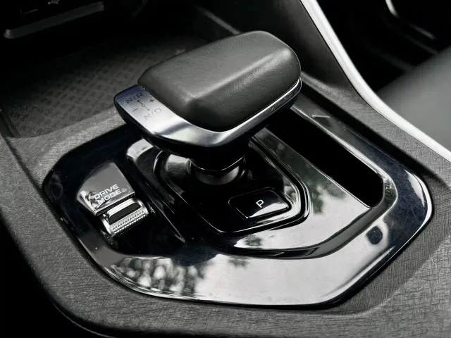 Geely Binyue — Фото автомобиля 12
