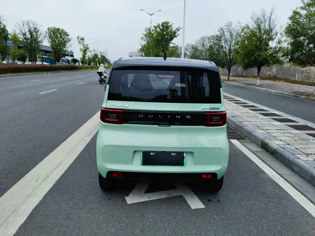 Wuling Hongguang Mini EV — Фото автомобиля 5