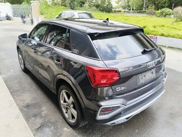 Audi Q2L — Фото автомобиля 4