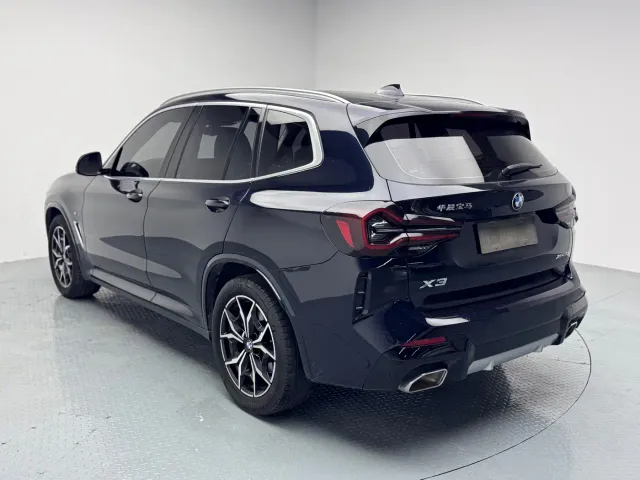BMW X3 — Фото автомобиля 11