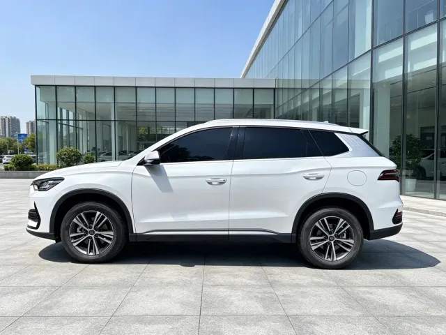 BYD Song Pro — Фото автомобиля 5