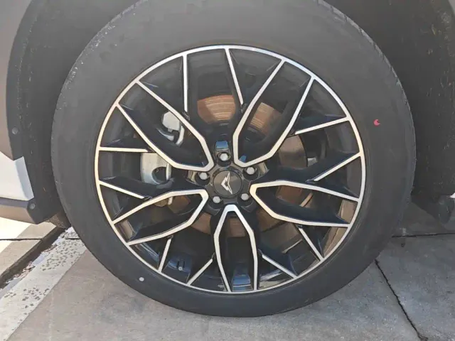 Kaiyi Kunlun NEV — Фото автомобиля 22