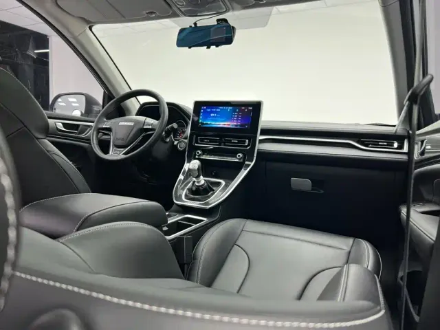 Haval M6 — Фото автомобиля 14