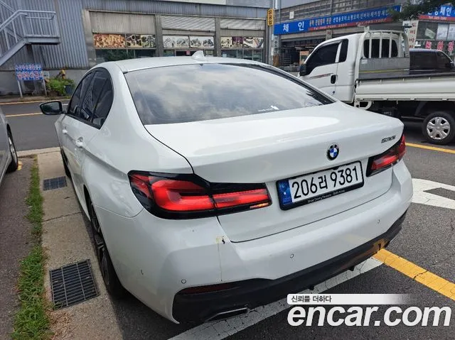 BMW 5-Series — Фото автомобиля 5
