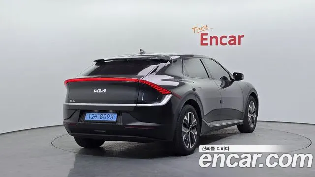 Kia EV6 — Фото автомобиля 2