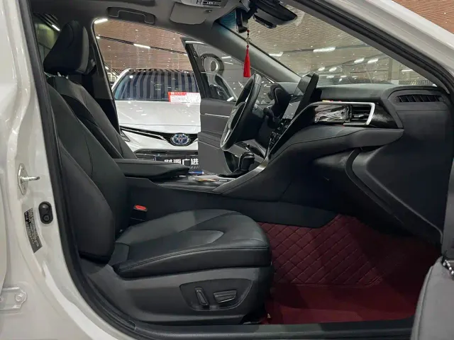 Toyota Camry 2023 2.5G Luxury Edition — Фото автомобиля 5