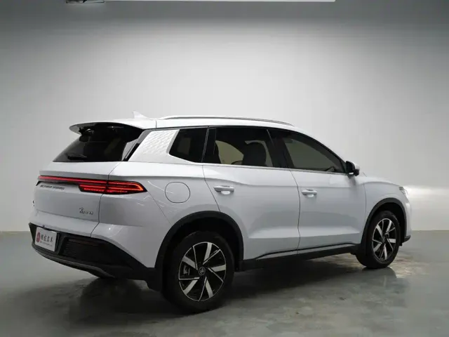 BYD Song Pro — Фото автомобиля 17
