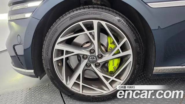 Genesis G90 Бензин 3.5 турбо AWD — Фото автомобиля 5