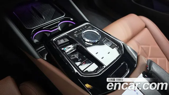 BMW 5 Series G60 — Фото автомобиля 12
