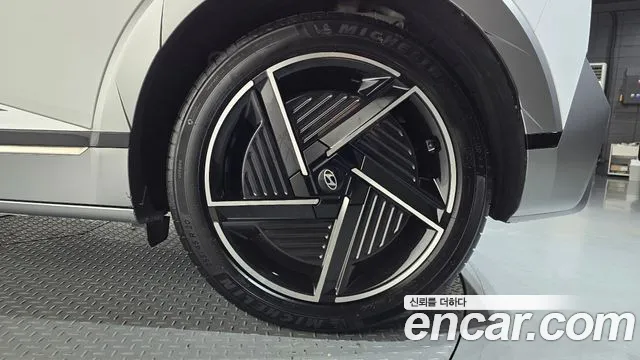 Hyundai Ioniq 5 — Фото автомобиля 6