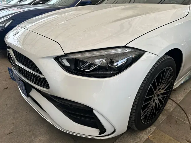 Mercedes-Benz C-Class — Фото автомобиля 3