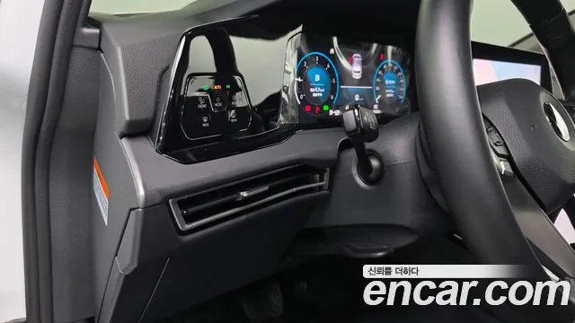Volkswagen Golf Golf 8 поколение 2.0 TDI Prestige — Фото автомобиля 10