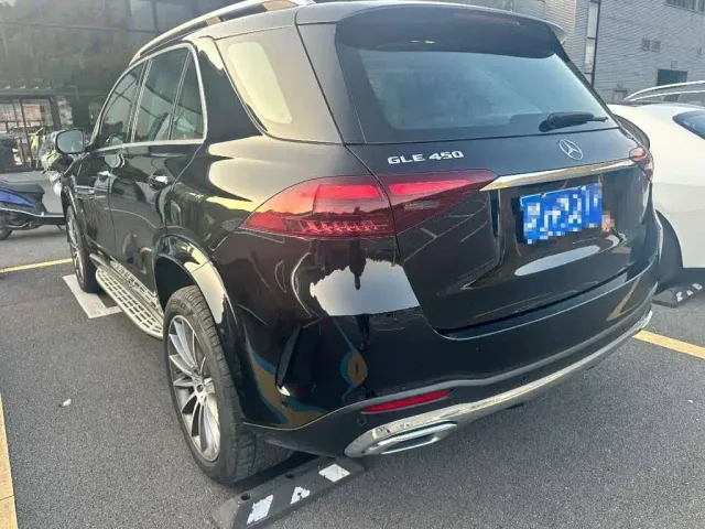 Mercedes-Benz GLE-Class — Фото автомобиля 6