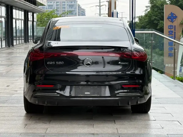 Mercedes-Benz EQS — Фото автомобиля 7