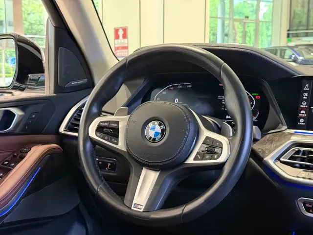 BMW X5 — Фото автомобиля 14