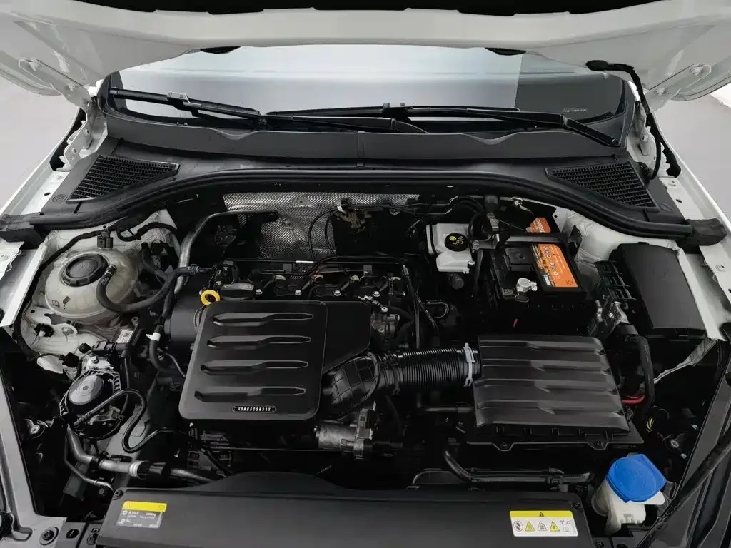 Volkswagen Bora 2023 1.5L Auto Free Ride Limited Edition — Фото автомобиля 6
