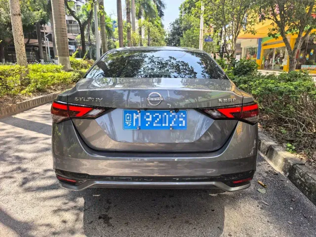 Nissan Sylphy — Фото автомобиля 5