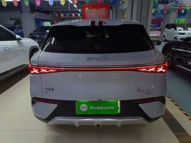BYD Yuan PLUS — Фото автомобиля 5