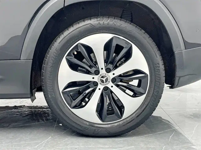 Mercedes-Benz GLB-Class — Фото автомобиля 26
