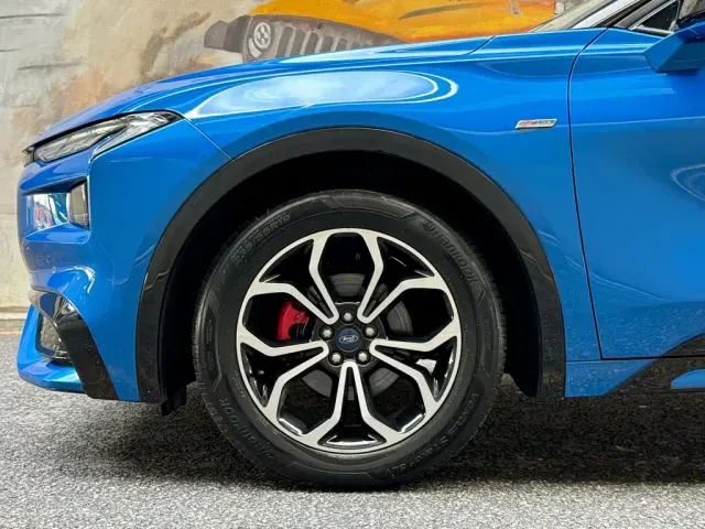 Ford EVOS — Фото автомобиля 6