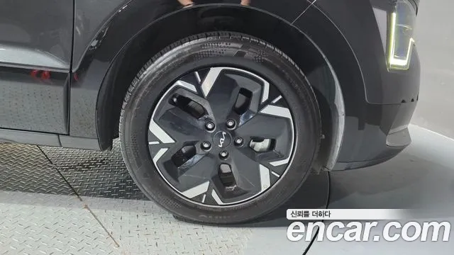 Kia Niro All Niro EV Earth — Фото автомобиля 21