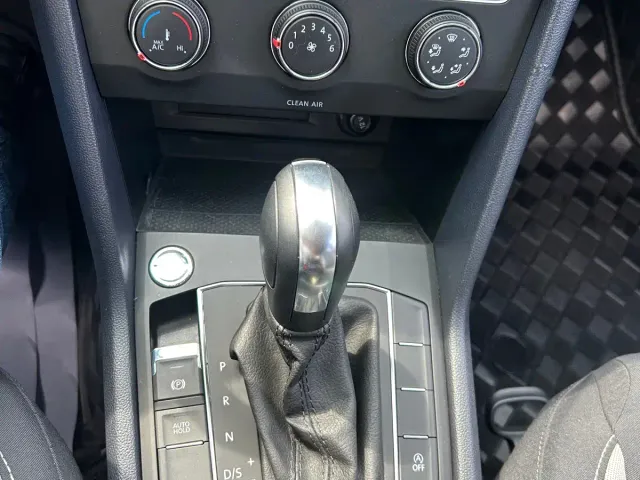 Volkswagen Tharu — Фото автомобиля 12