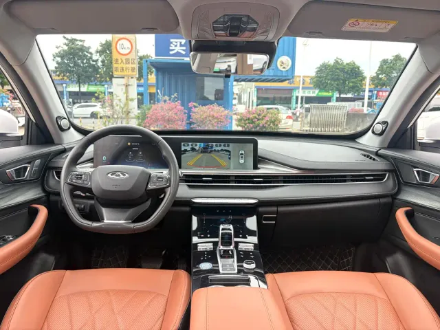 Chery Tiggo 8 PLUS — Фото автомобиля 19