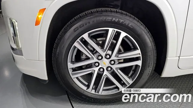 ChevroletGMDaewoo Traverse Traverse 3.6 AWD High Country — Фото автомобиля 5