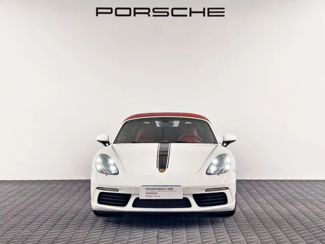 Porsche 718 — Фото автомобиля 2