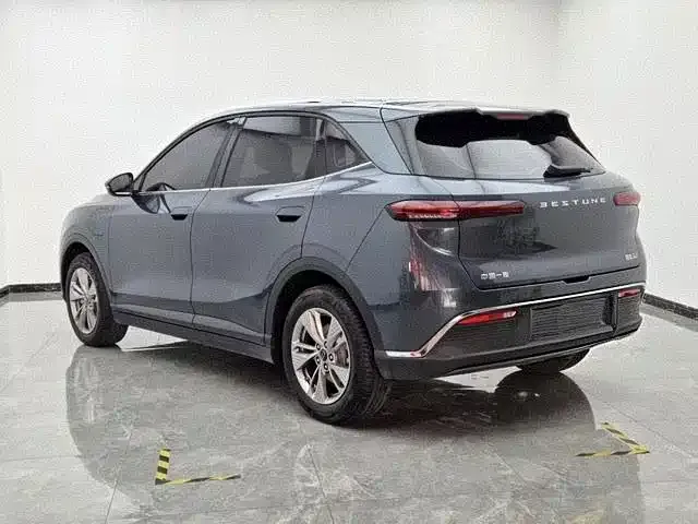 Bestune Yueyi 03 — Фото автомобиля 4