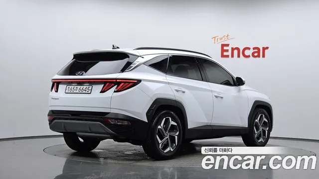 Hyundai Tucson Tucson (NX4) Бензин 1.6 турбо 2WD — Фото автомобиля 2