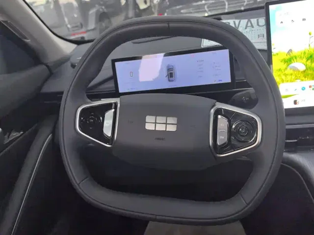 Geely Galaxy E5 — Фото автомобиля 15