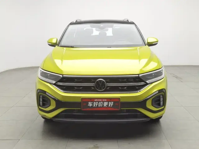 Volkswagen T-Roc — Фото автомобиля 3