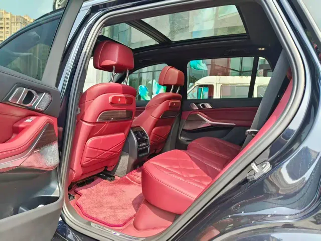 BMW X5 — Фото автомобиля 6