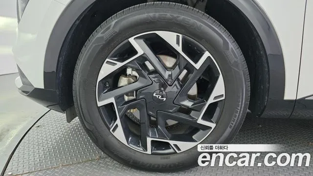 Kia Sportage Generation 5 — Фото автомобиля 5
