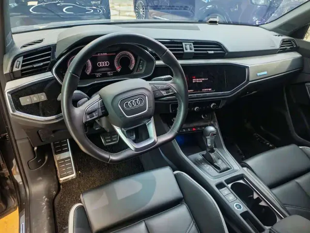 Audi Q3 — Фото автомобиля 7