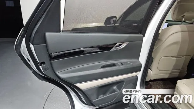 Genesis GV80 — Фото автомобиля 14