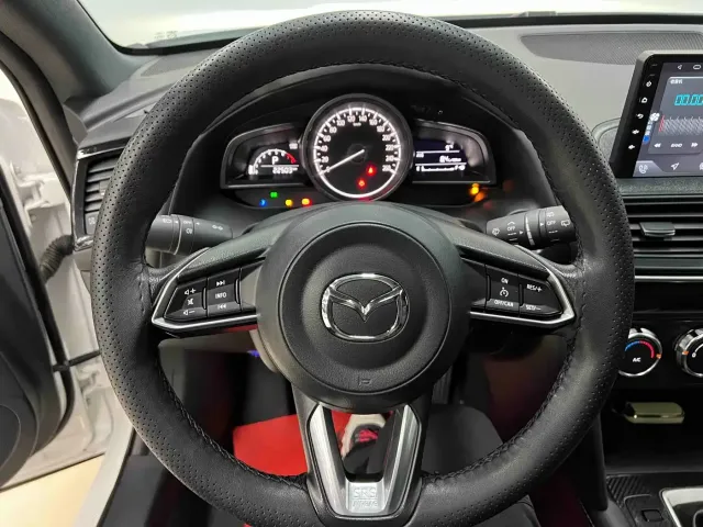 Mazda CX-4 — Фото автомобиля 12