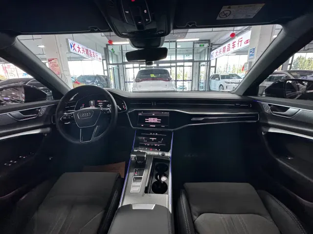 Audi A6L — Фото автомобиля 8