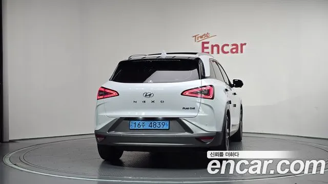 Hyundai Nexo — Фото автомобиля 4