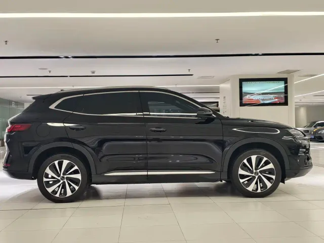BYD Song PLUS — Фото автомобиля 7