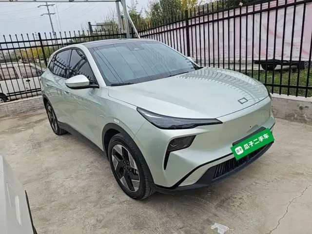 Bestune Yueyi 03 — Фото автомобиля 3