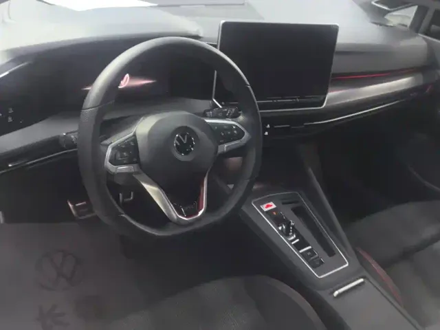 Volkswagen Golf GTI — Фото автомобиля 12