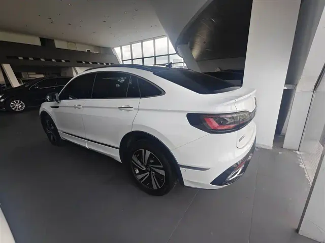 Volkswagen Tiguan X — Фото автомобиля 7