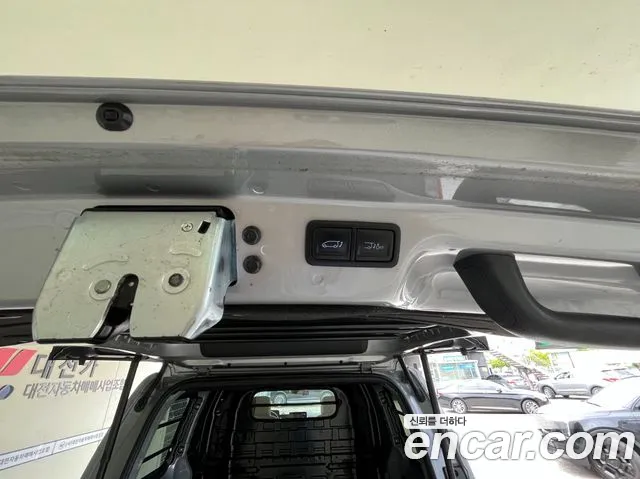 Hyundai Staria — Фото автомобиля 8